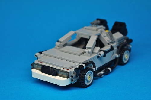 LEGO Back to the Future DeLorean (7)
