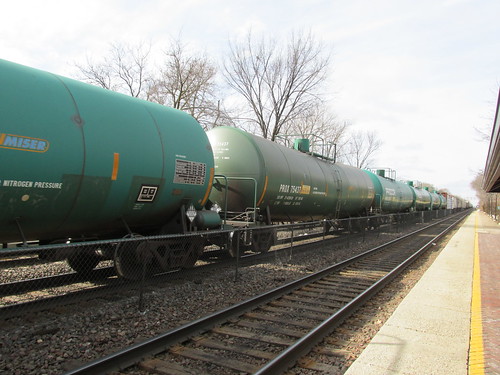 Westbound BNSF Railway freight train.  Riverside Illinois.  Sunday, March 16th, 2014. by Eddie from Chicago