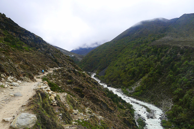Everest Base Camp: the trail from Pangboche to Dingboche