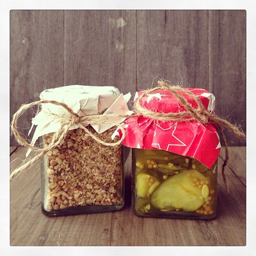 First #foodiesecretsanta gift! Dukkah and Bread & Butter Pickles ?