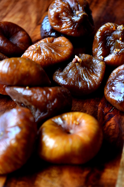 Dried Figs in Honey Recipe (1)