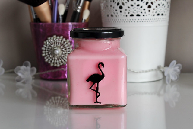 flamingo_candle