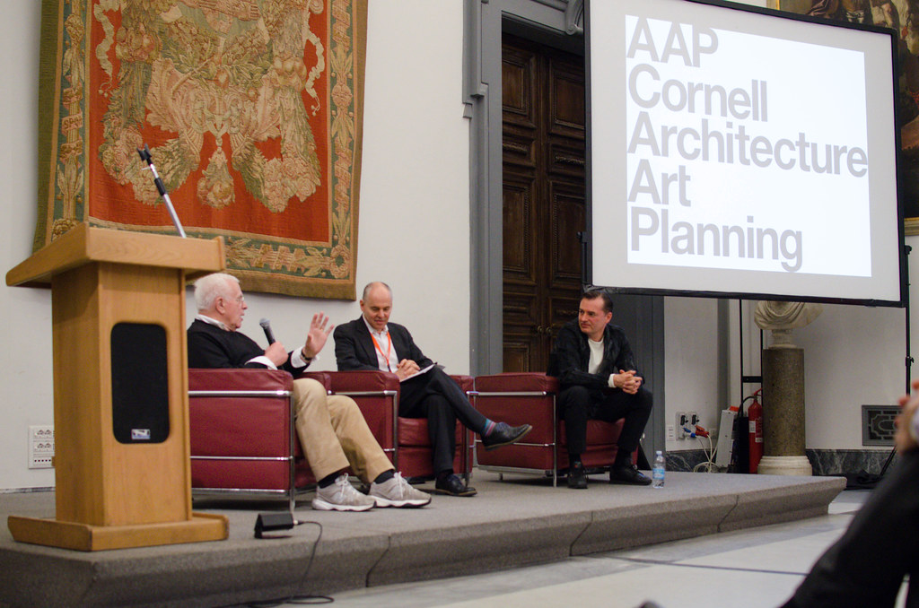 Dean Kleinman (center) hosts a discussion panel between Eisenman and Patrik Schumacher. 

photo / Maddy Eggers (B.Arch. '19)