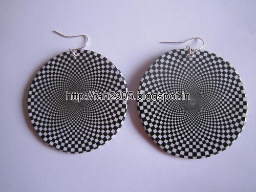 Handmade Jewelry - Cardboard Disk  Earrings (4) by fah2305