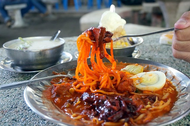 Mee Sotong Penang & Coconut Shake - (Halal) at Padang Kota (Esplanade) -013