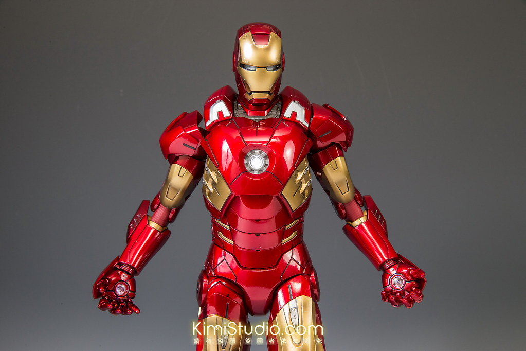 2013.06.11 Hot Toys Iron Man Mark VII-049