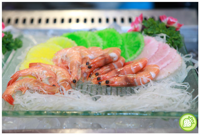 fresh sashimi at Jang Gun