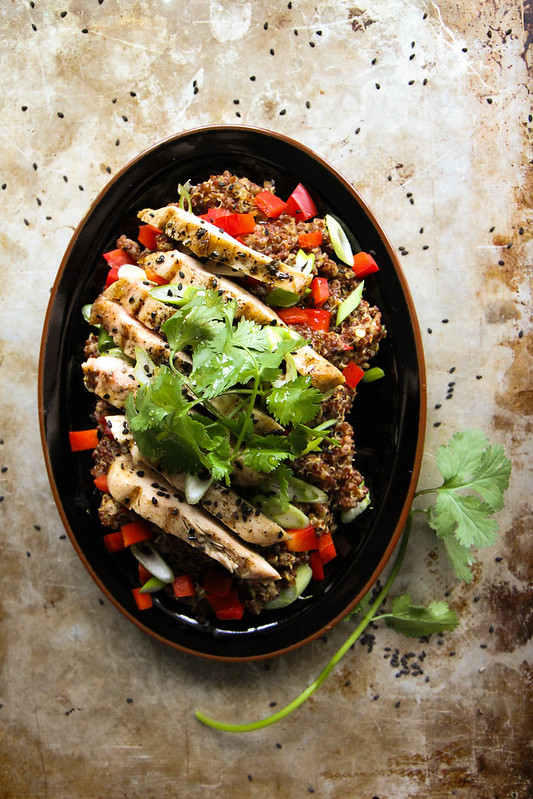 sesame ginger quinoa salad with grilled chicken