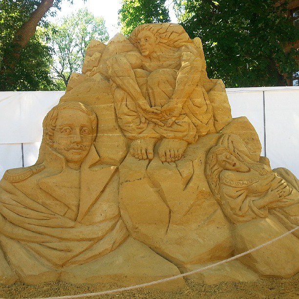 Песчаная скульптура М.Ю. Лермонтову и его творчеству в Пензе #лермонтов #lermontov