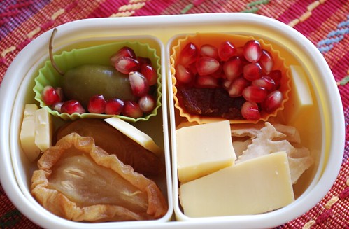 Pom and Pears Snack Bento by Judy's Notebook