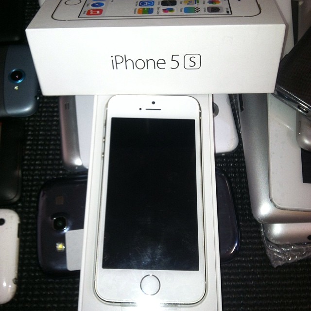 Gold iPhone 5S brand new never used plastic still on phone. Unlocked ...