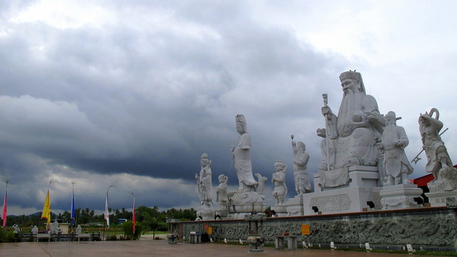 Perak Day Trip - Sitiawan Tua Pek Kong temple deities