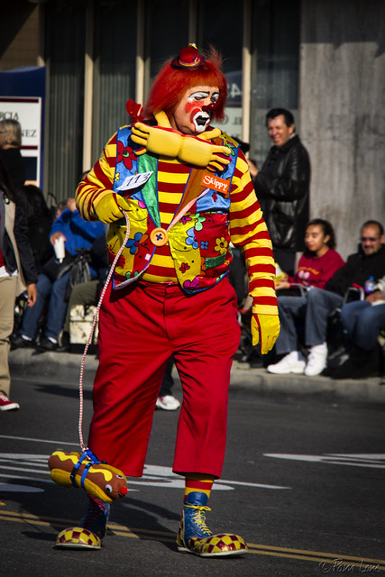 Downey Christmas Parade 2013 clown