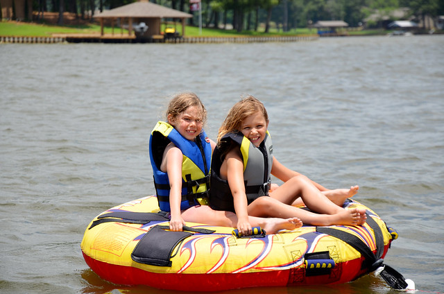 halie and aves on tube