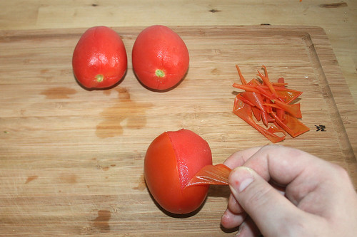 16 - Tomaten schälen / Peel tomatoes