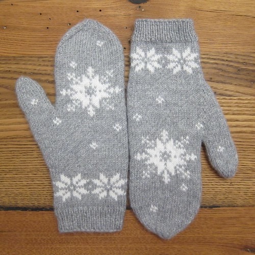 1/10 January Mittens Finished!