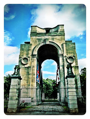 Lutyens War Memorial,Victoria Park,Leicester#warmemorialWW1#Leicester#camera+ by davidearlgray