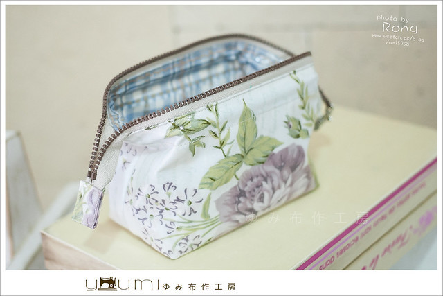 紫玫瑰防水布的小化妝包3
