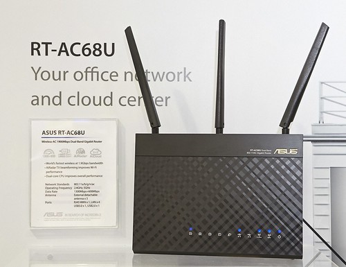 RT-AC68U_Worlds_First_and_Fastest_AC1900_Wireless_Router[1]
