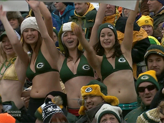 Bikini Packers Fans