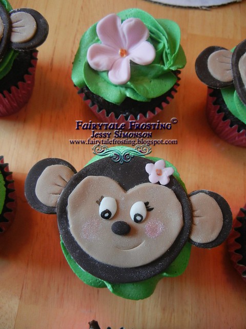BLOG Monkey Cupcakes