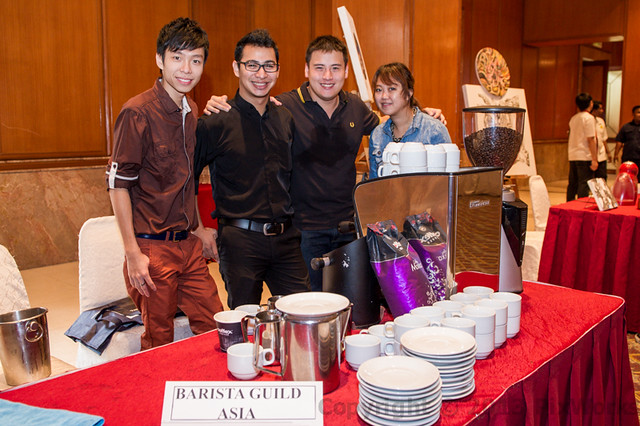 MBC 2013 Champion Jason Loo (on LHS) with Barista Guild Asia's Trainers