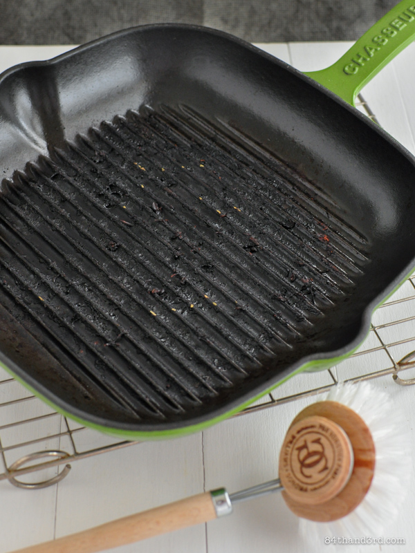 How to Clean a Grill Pan (in one simple step) - 84th&3rd
