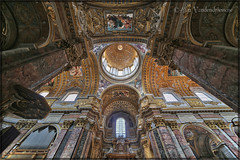 Basilique Santi Ambrogio e Carlo al Corso de Rome