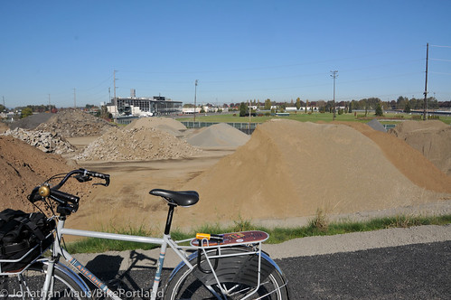 New section of Columbia Slough path-7