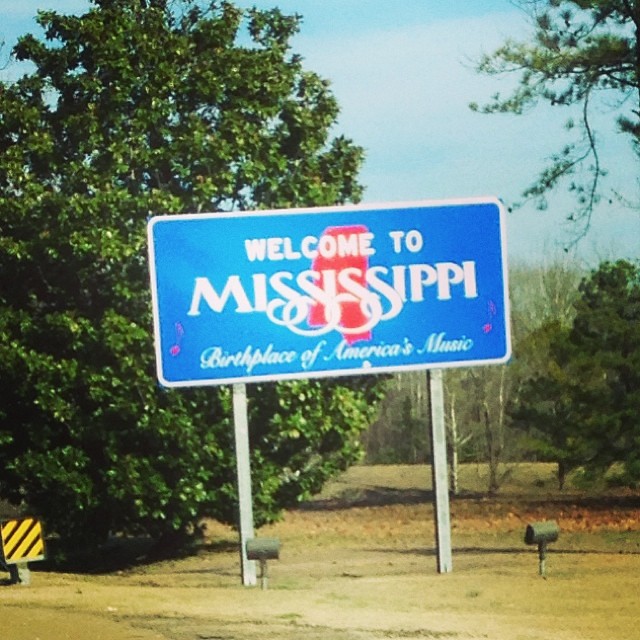 Mississippi on my mind. The kids have watched Lego batman, the croods, smurfs 2, despicable me 2, and monsters u. #carseatpotatoes?