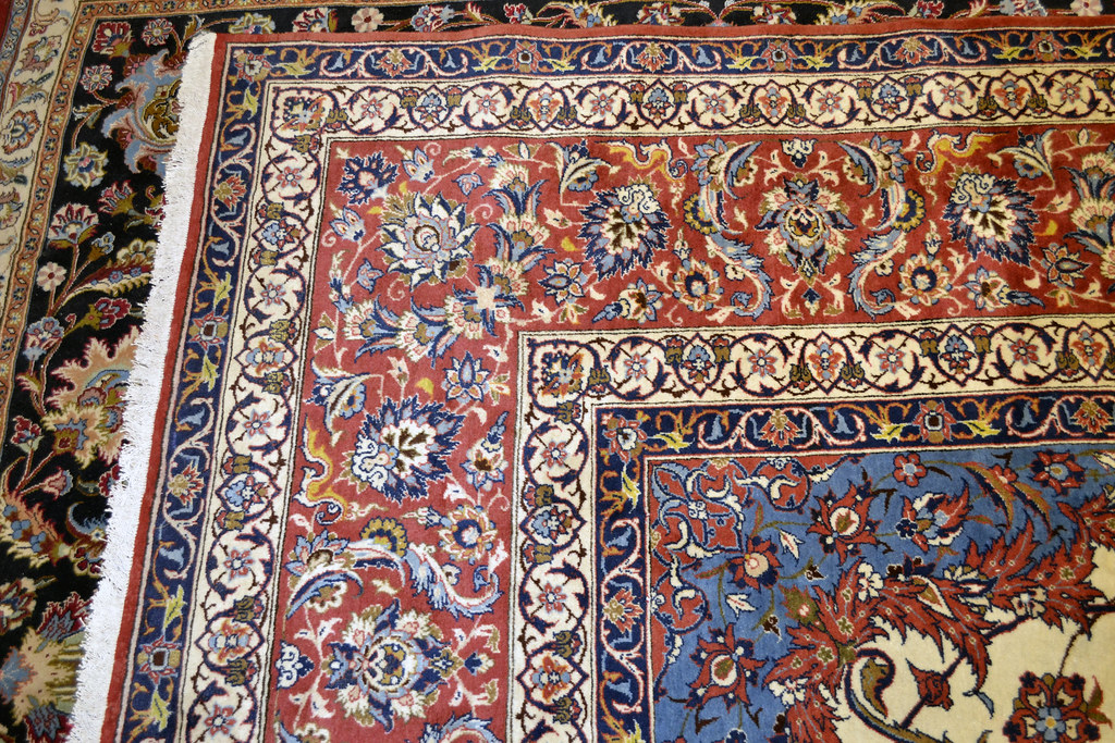Over Size Isfahan Persian Area Rug 13x17