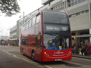 Stagecoach 10165 on Route 252, Romford