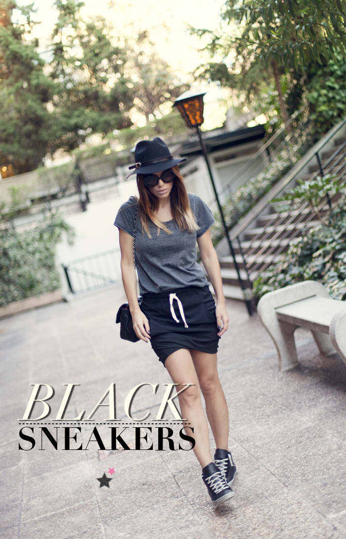street style barbara crespo black sneakers the corner chanel bag fashion blog