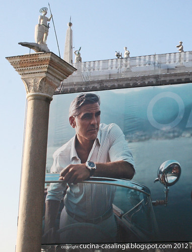 George Clooney Bibliotheca