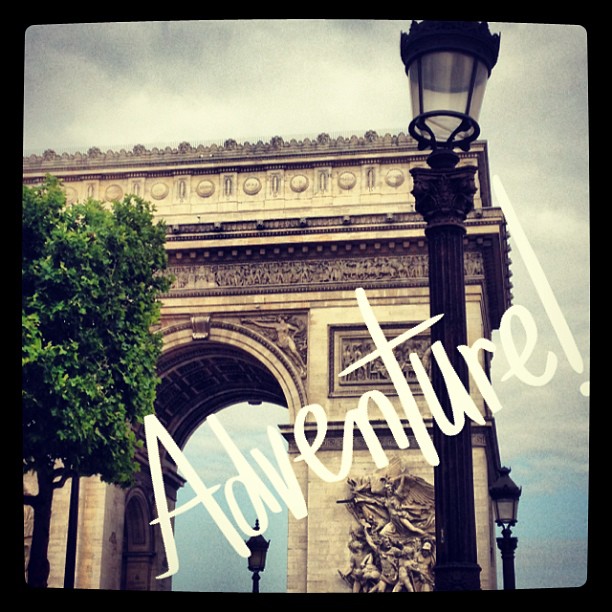 Arc de Triomphe, beautiful mess, Paris, honeymoon, adventure, 