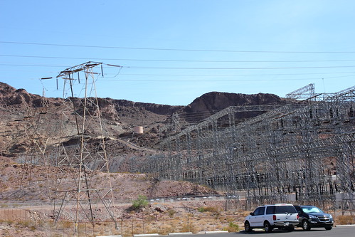 On the way to Hoover Dam