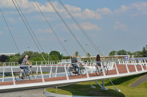 The Hovenring in Eindhoven-33