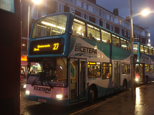 Buses Excetera PVL175 on Route 27, Kensington