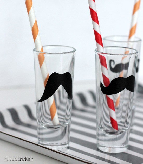 Hi Sugarplum | DIY Mustache Shot Glasses