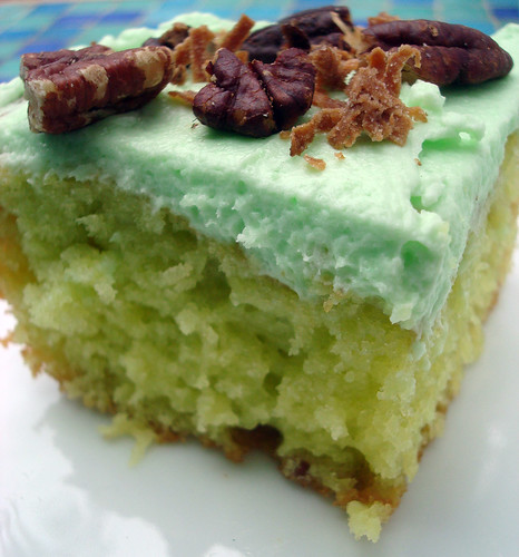 Watergate Cake (Pistachio Pudding Mix Cake)