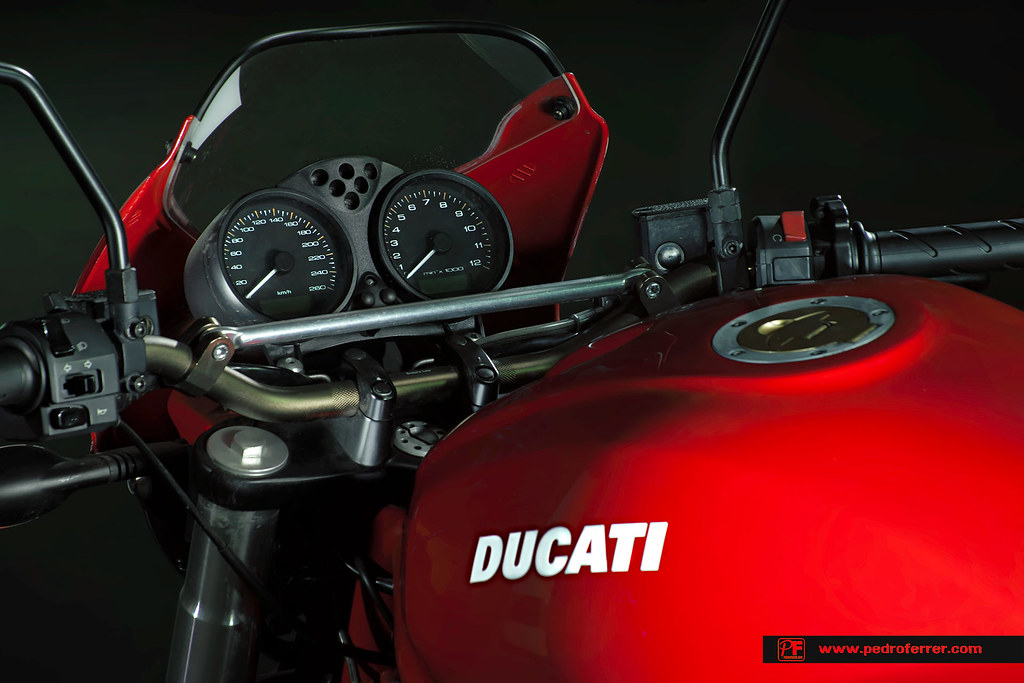 Ducati monster 695 - Detalle