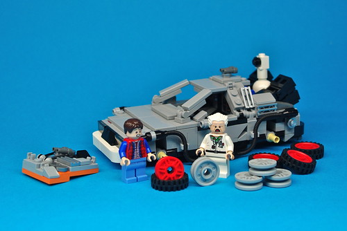 LEGO Back to the Future DeLorean (11)