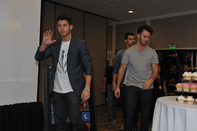 Huawei W1 Party with Jonas Brothers