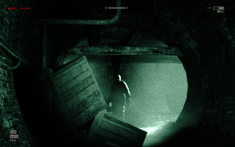 Outlast-review (3)