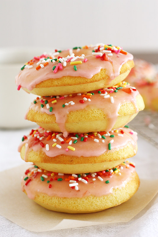 strawberry-glazed vanilla bean doughnuts