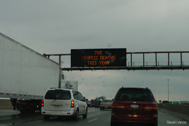 Traffic deaths sign over the Dan Ryan Expressway