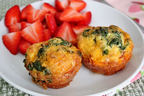 cheddar-kale-breakfast-muffins