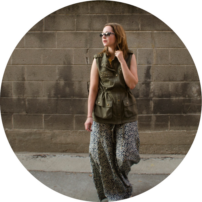 palazzo pants, vest as shirt, green and navy, print pants, what to wear with, outfit ideas