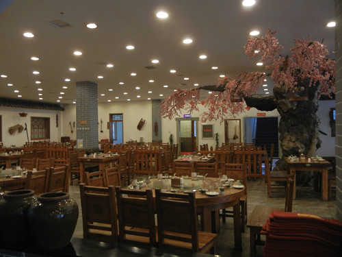 DSCN0109 _ Restaurant, Shenyang, September 2013