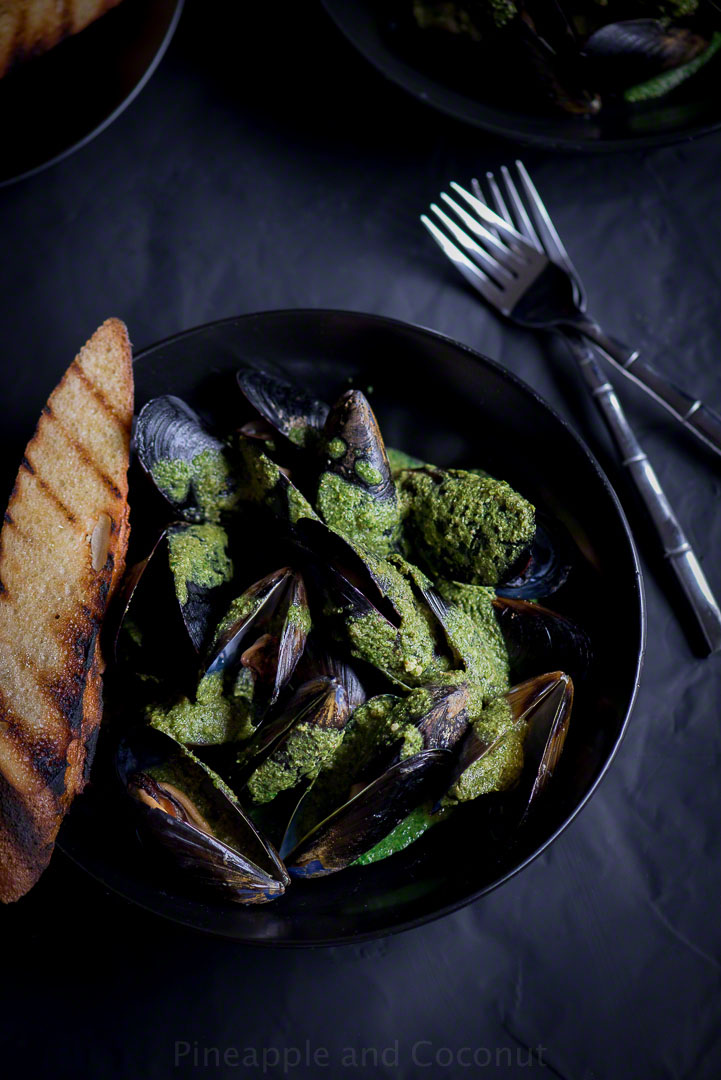 Steamed Mussels With White Wine Cilantro Pesto Sauce www.pineappleandcoconut.com